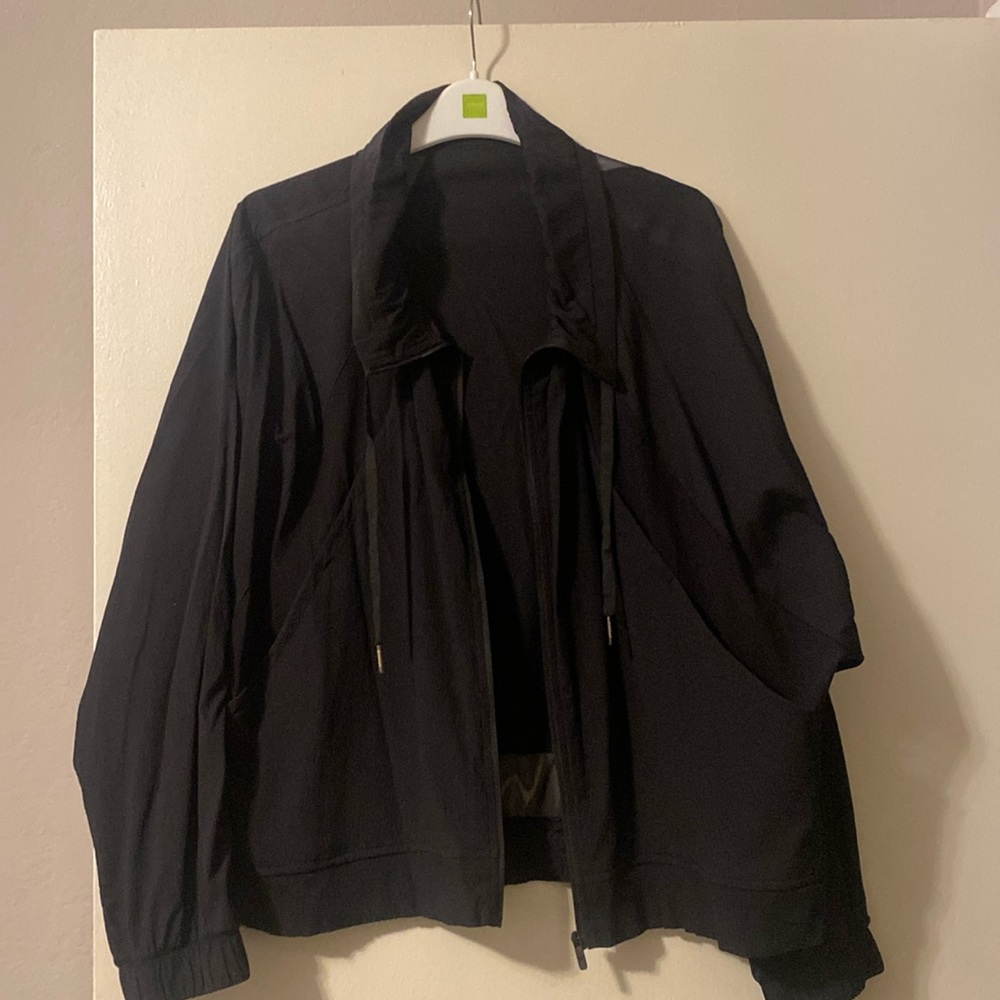 Lululemon mesh with track thin jacket